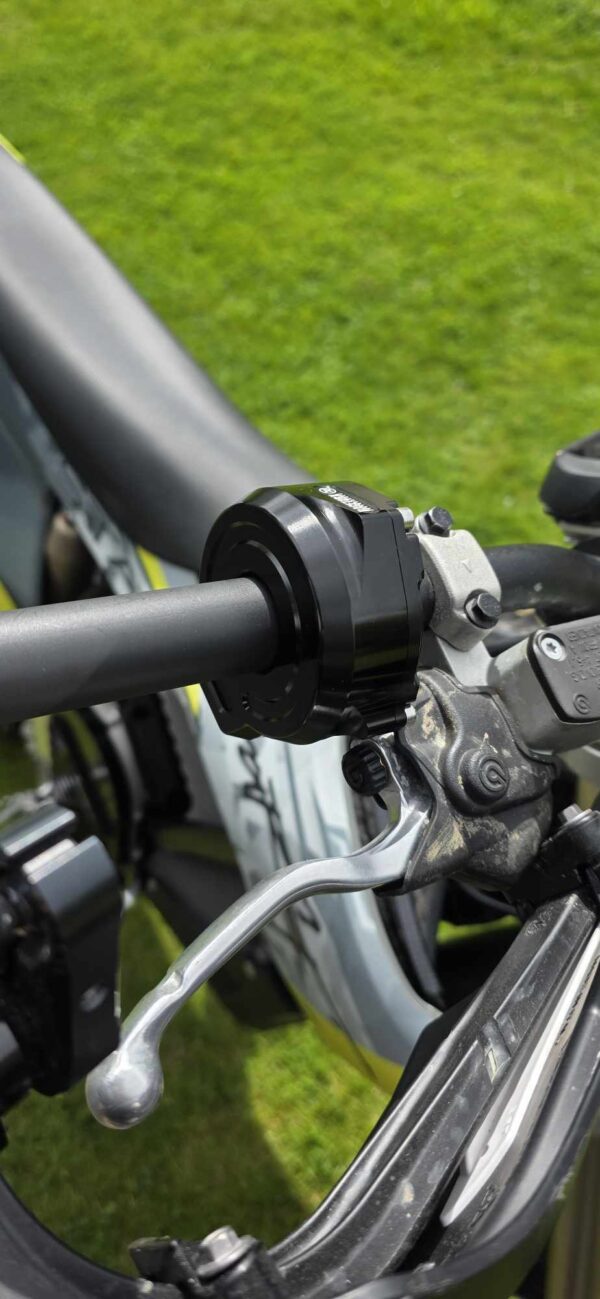 Racetorx Stark Varg MX/EX throttle protector (RTX682)