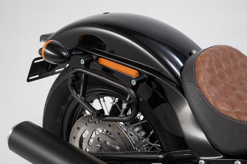 SLC side carrier right. Harley Dav. Softail Str. Bob (17-),Standard (20-). (HTA.18.899.11000)