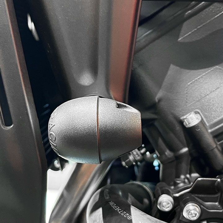 GBRacing Bullet Frame Slider (Street) LHS for Yamaha XSR900 2022 (FS-XSR900-2022-LHS-S)
