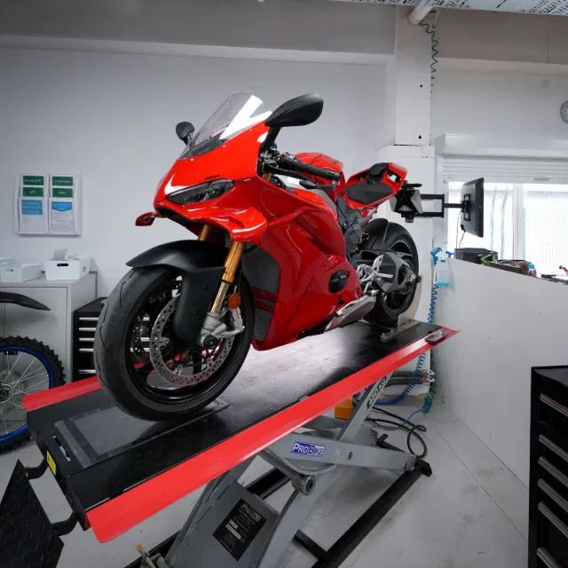 GBRacing Spindle Protectors for Ducati Panigale Streetfighter V4 (GSP-V4S-2025-SET)