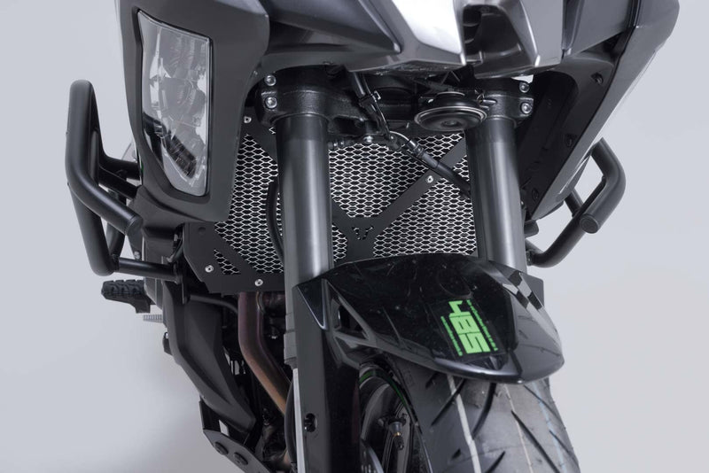 Radiator guard.Black/Silver. Versys 1000 (18-) / 1100 (24-).(KLS.08.922.10001)