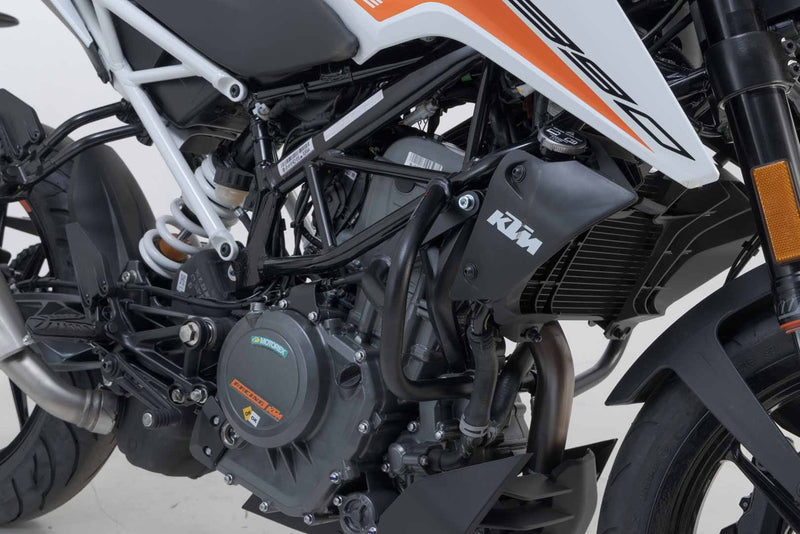 Crash bar. Black. KTM 390 Duke (13-). (SBL.04.539.10002/B)