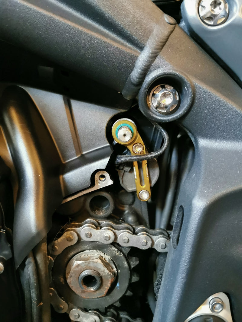 Racetorx Gear Shift Support - Triumph Daytona / Street Triple (RTX261)