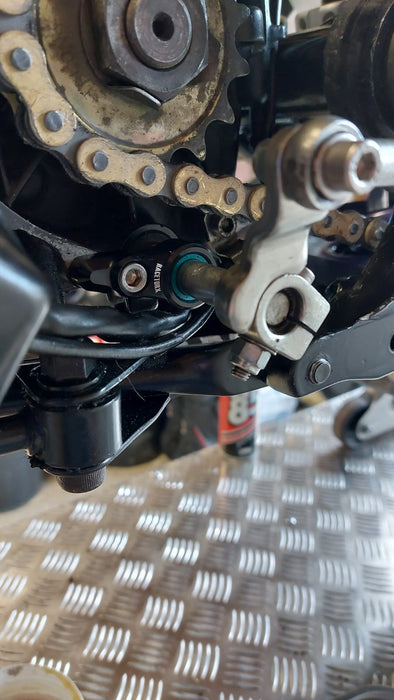 Racetorx Gear Shift Support - Yamaha TZR250 / TDR250 / R1Z250  (RTX475)