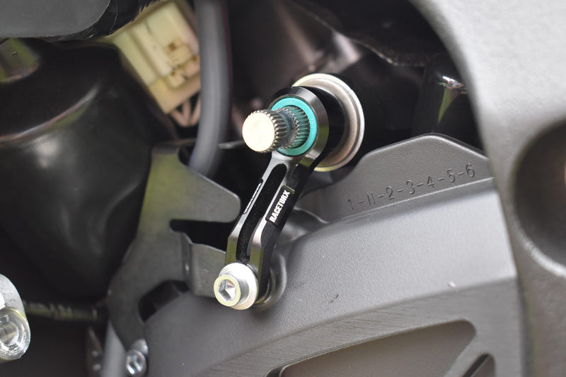 Racetorx Gear Shift Support - Yamaha R1 (2015+) Yamaha MT10 (RTX251)
