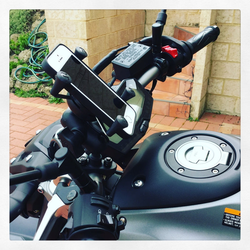RAM Handlebar Rail Mount With Zinc Coated U-Bolt Base And Universal X-Grip Phone Cradle (RAM-B-149Z-UN7U)